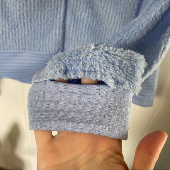 NORRONA Falketind Alpha120 Zip Hood Sherpa Fleece Fuzzy Pastel Blue Norway - Picture 8 of 16